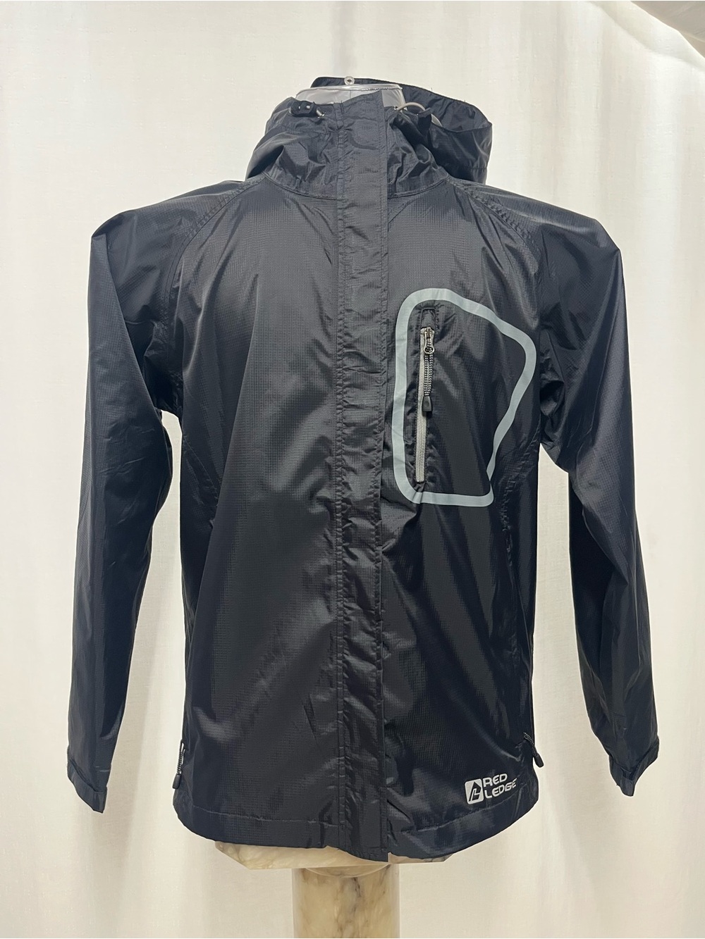 Red Ledge Youth Jakuta Rain Jacket Black Hooded Windbreaker sports 1662